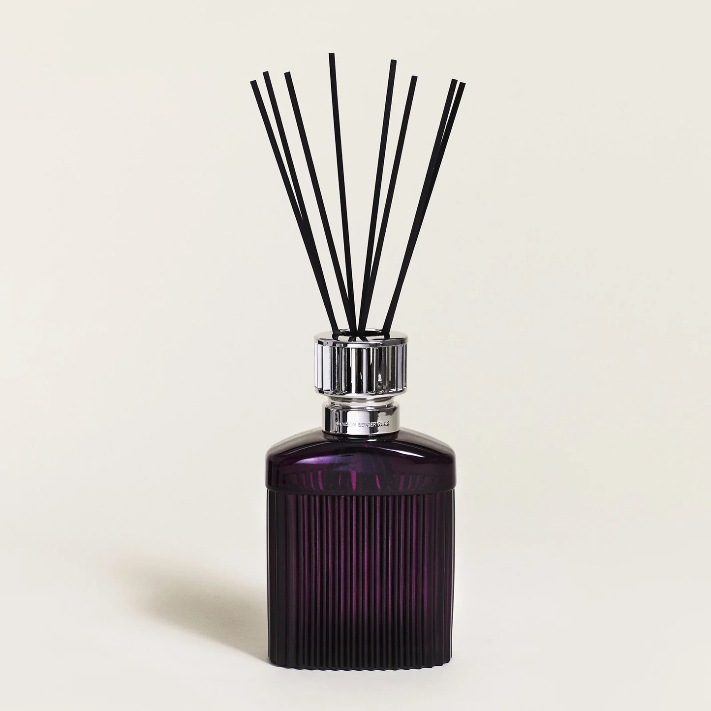 Parfumsticks Alpha Prune Scandale met Sous l'Oliveraie
