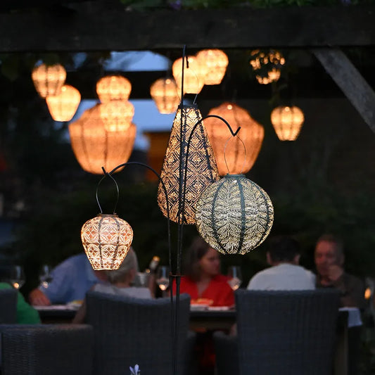 Sfeervolle zomeravonden met Lumiz lampionnen: buiten genieten doe je zo