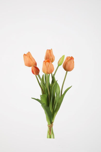 Realistische kunsttulpen detail bloemblaadjes