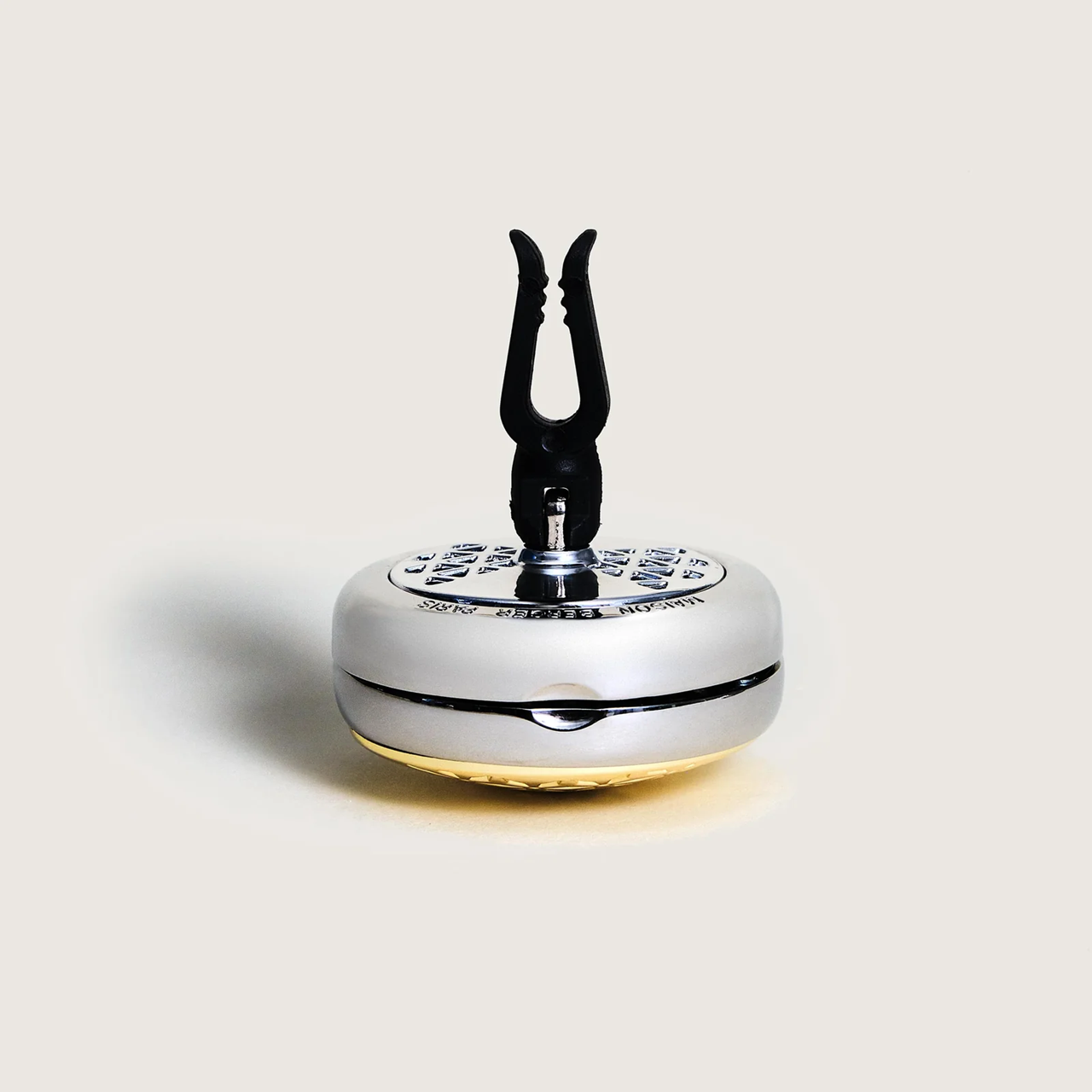 Autodiffuser Pomelis